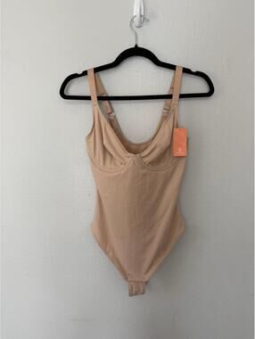 Feelingirl v neck tummy control bodysuit shapewear size small NWT